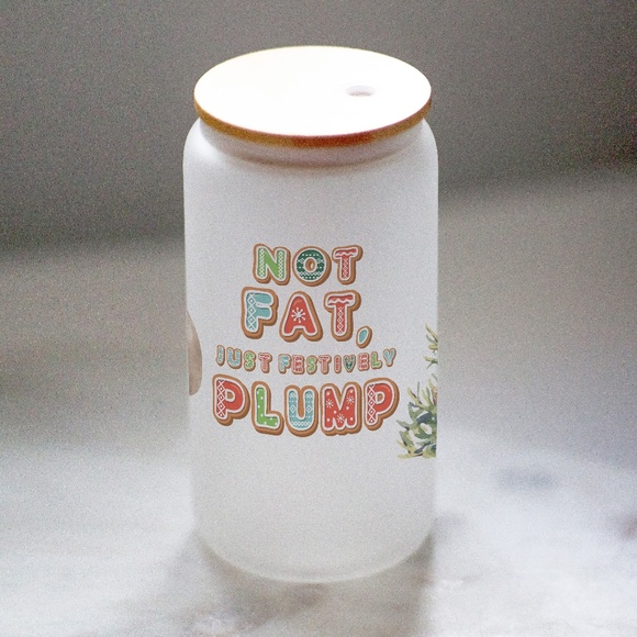 Christmas Cute Character Glasses cup 16 oz glass cup with Straw & Bamboo Lid. - Picture 5 of 6